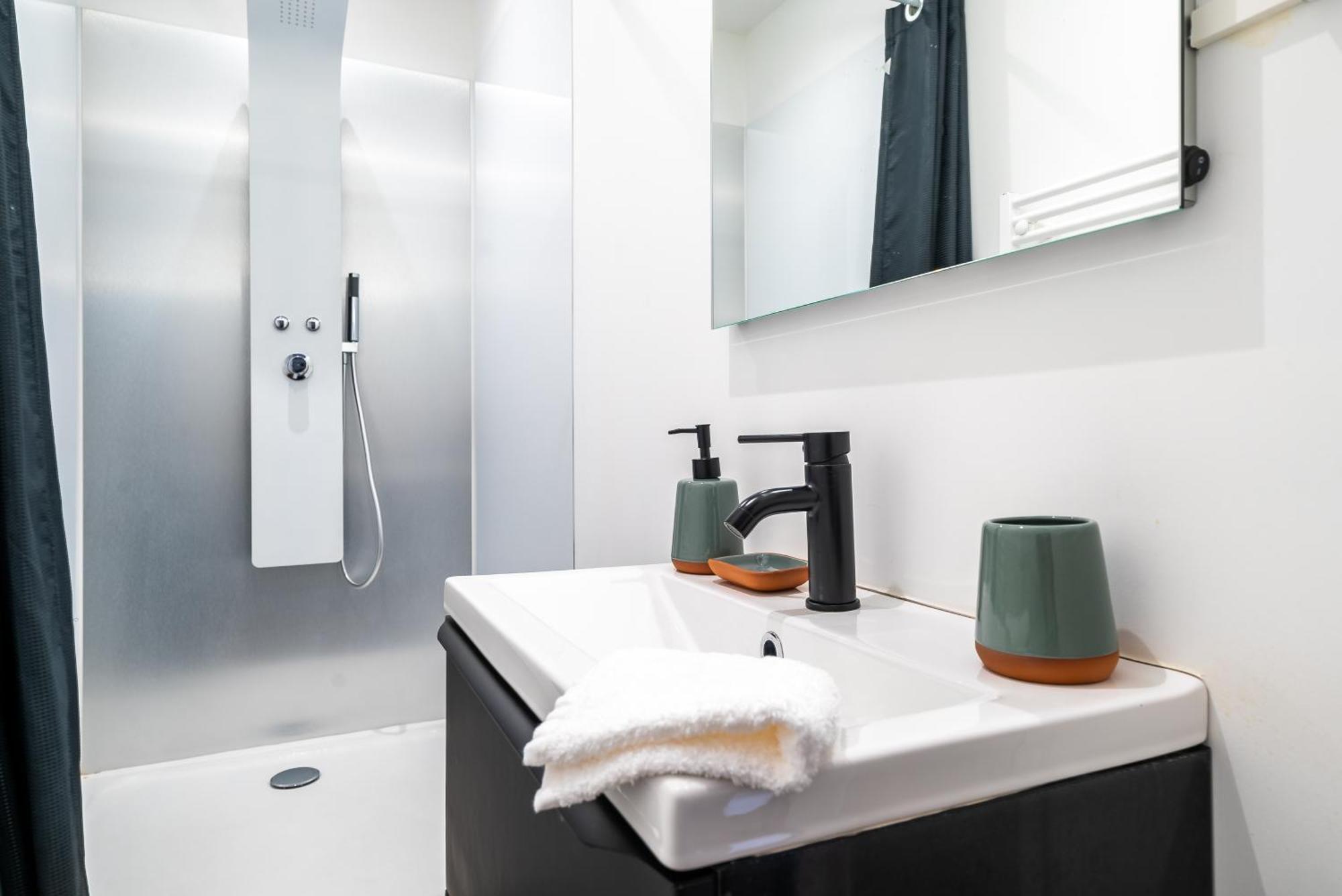 Mon Appart'Hotel - Gare De Limoges - Appartement Familial - Parking En Supp 外观 照片