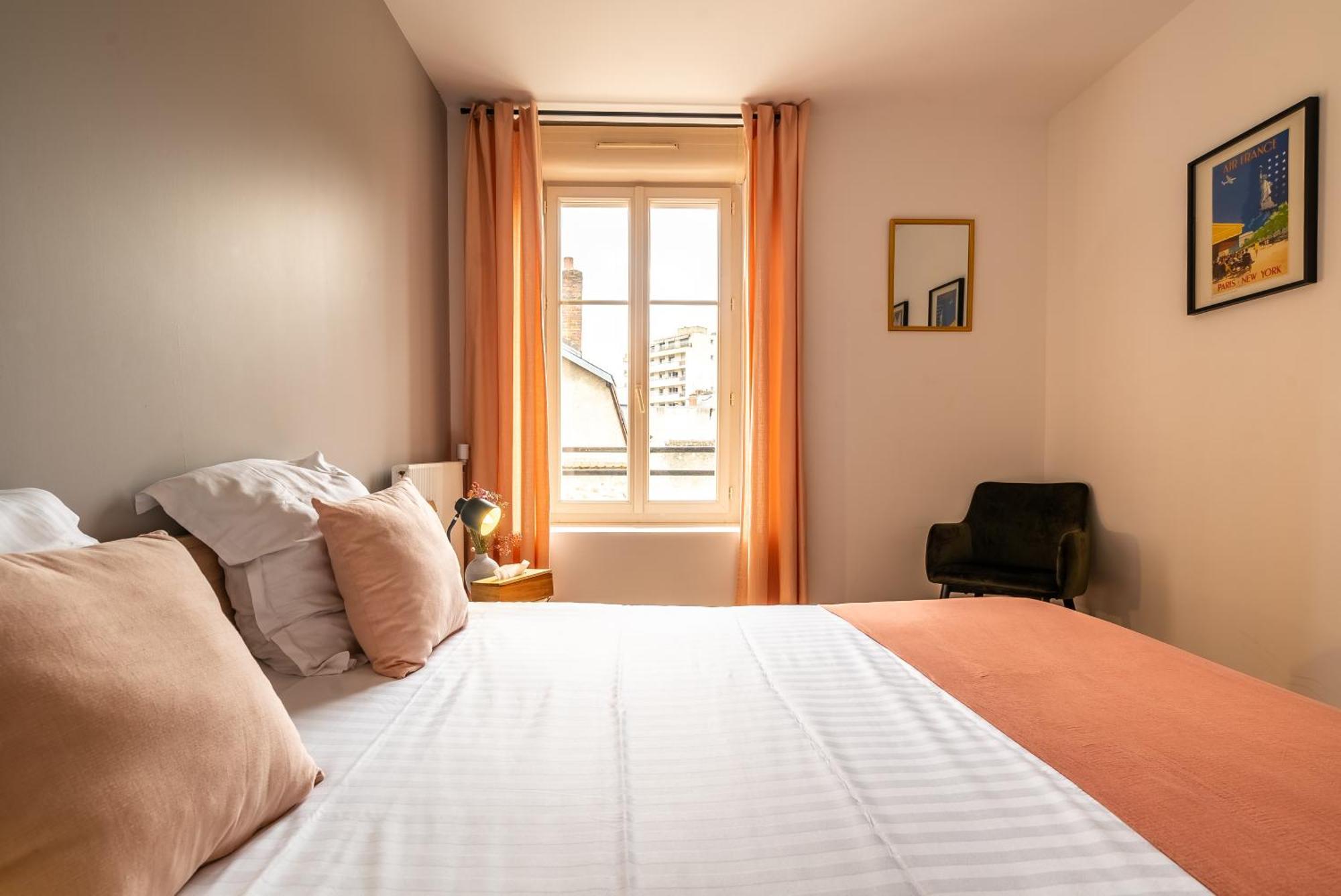 Mon Appart'Hotel - Gare De Limoges - Appartement Familial - Parking En Supp 外观 照片